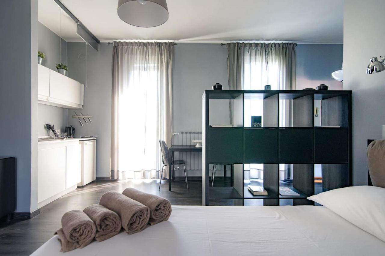 Via Mentana 32 - The House Of Travelers Apartment Como Exterior photo