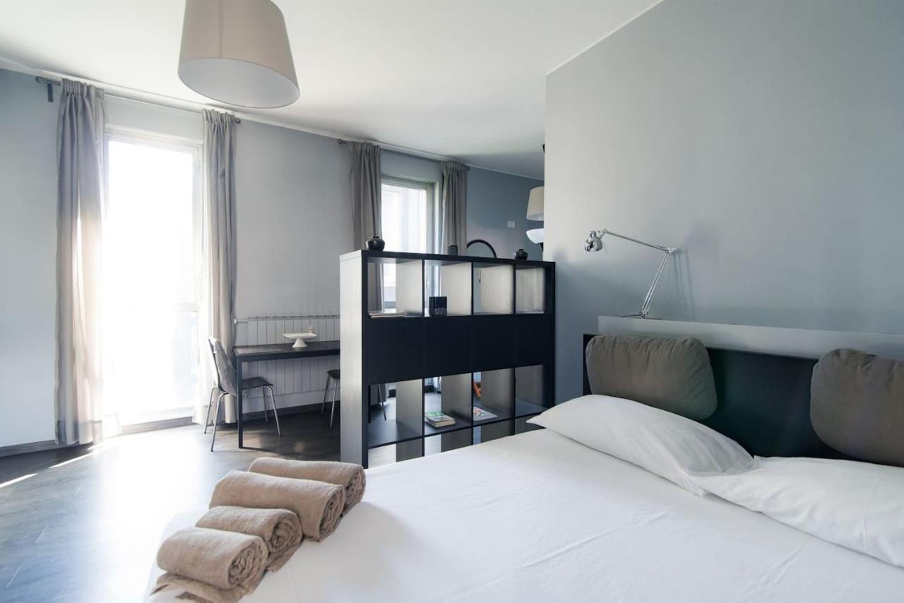 Via Mentana 32 - The House Of Travelers Apartment Como Exterior photo