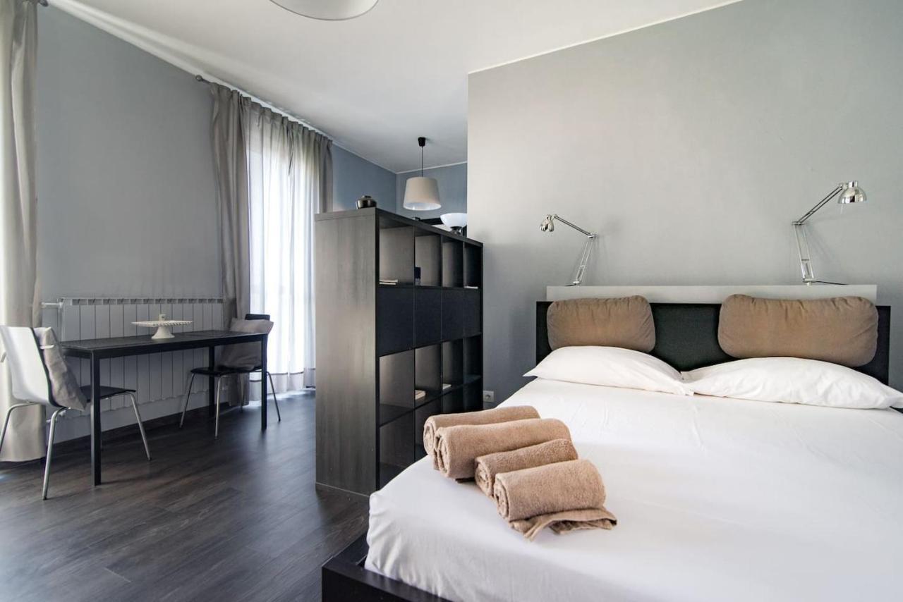 Via Mentana 32 - The House Of Travelers Apartment Como Exterior photo